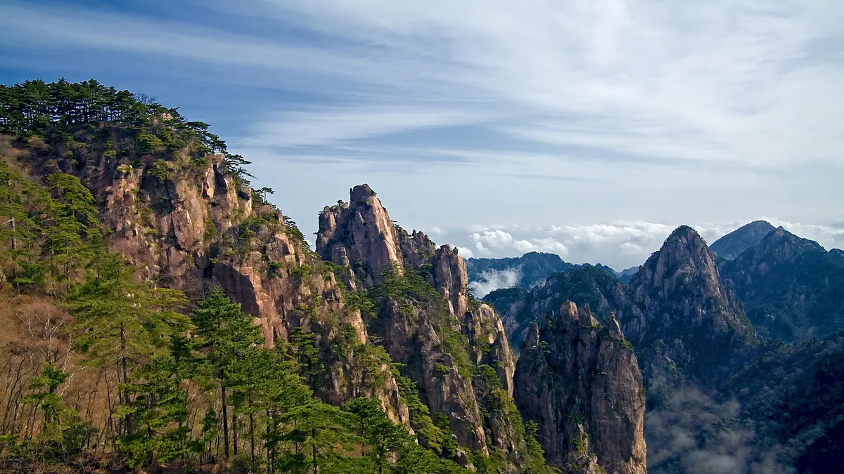 Huangshan mountain peaks